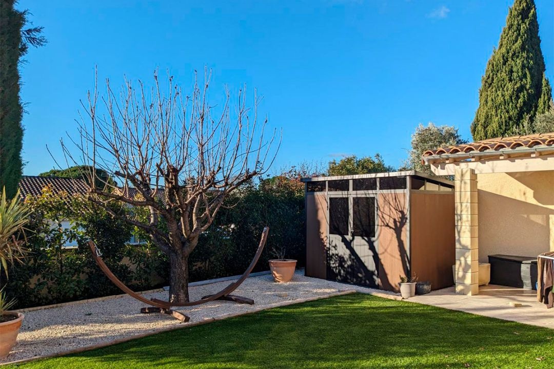 Сарай из ДПК Defender 9х7 (5.95 кв.м)