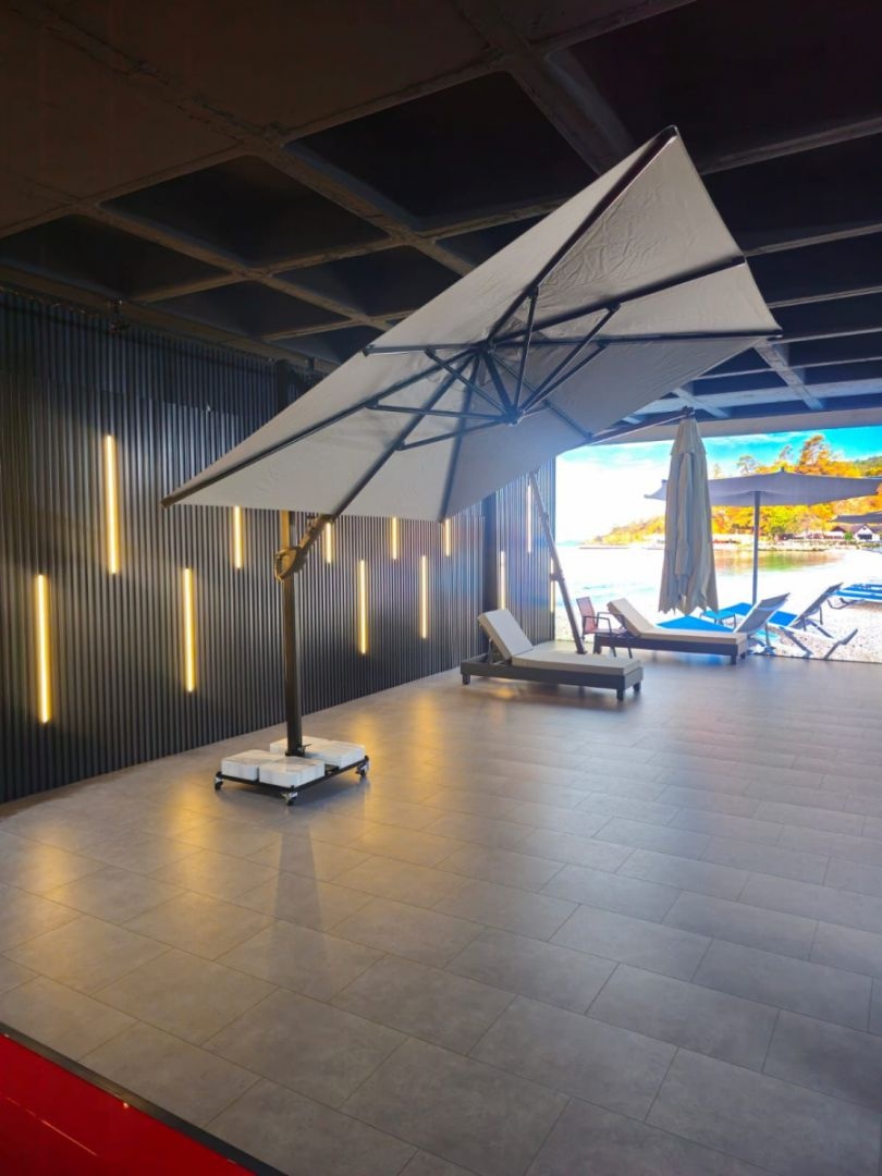 Зонт профессиональный 3х3 м Banana Plus Premier