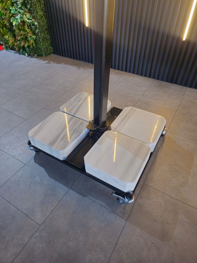 Зонт профессиональный 3х3 м Banana Plus Premier