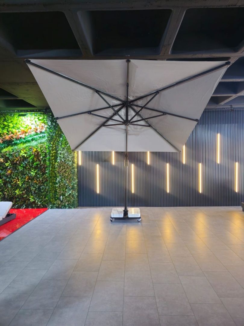 Зонт профессиональный 3х3 м Banana Plus Premier