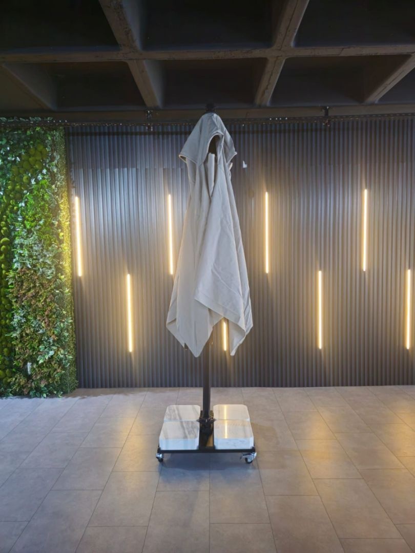 Зонт профессиональный 3х3 м Banana Plus Premier