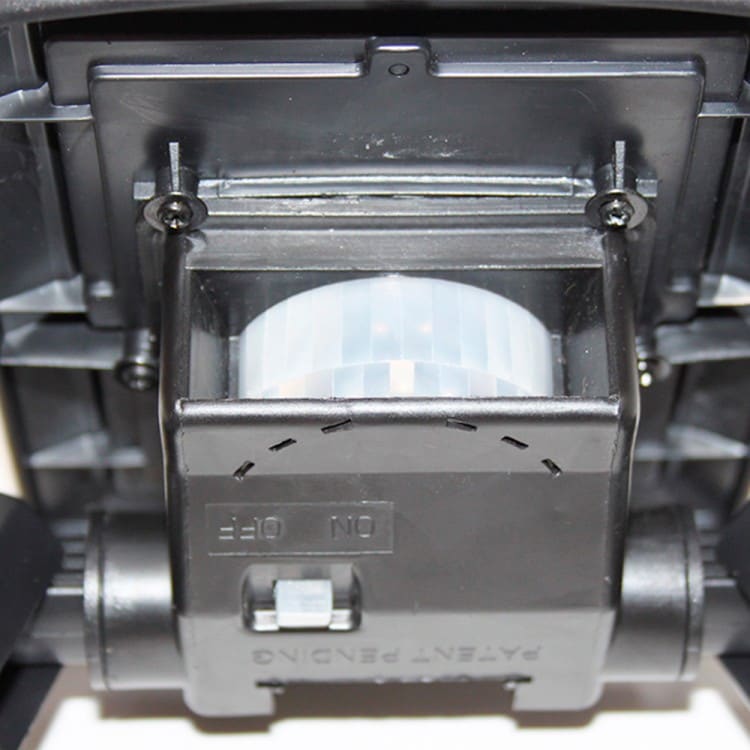 Светильник на солнечной батарее с датчиком KM7009