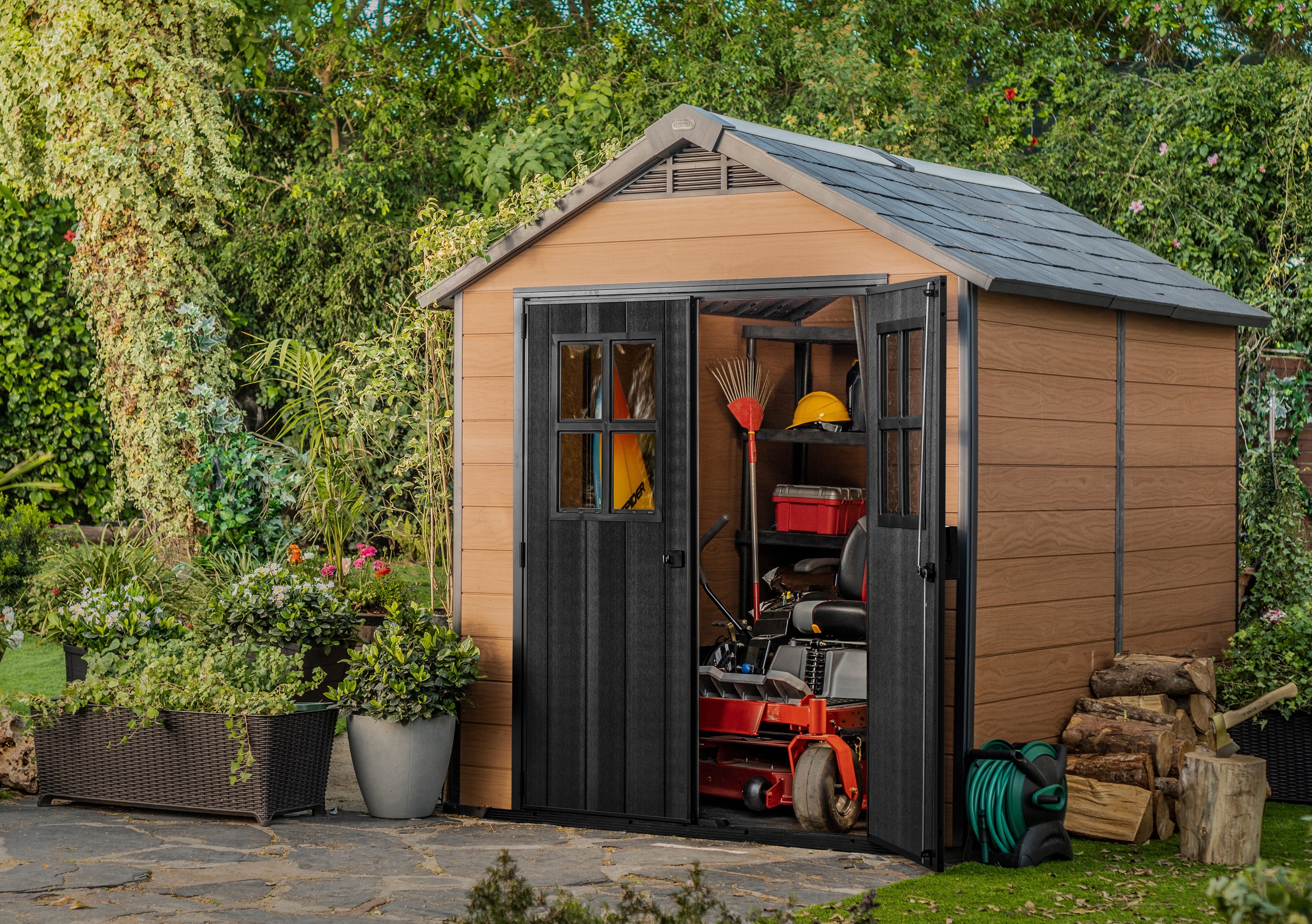 Сарай-хозблок для дачи  Keter Newton 759