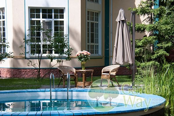 Садовый зонт GardenWay А001