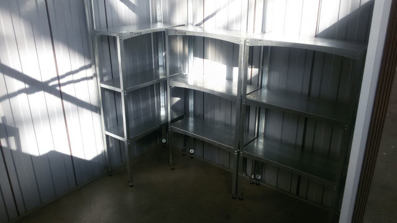 Комплект металлических полок Barnas