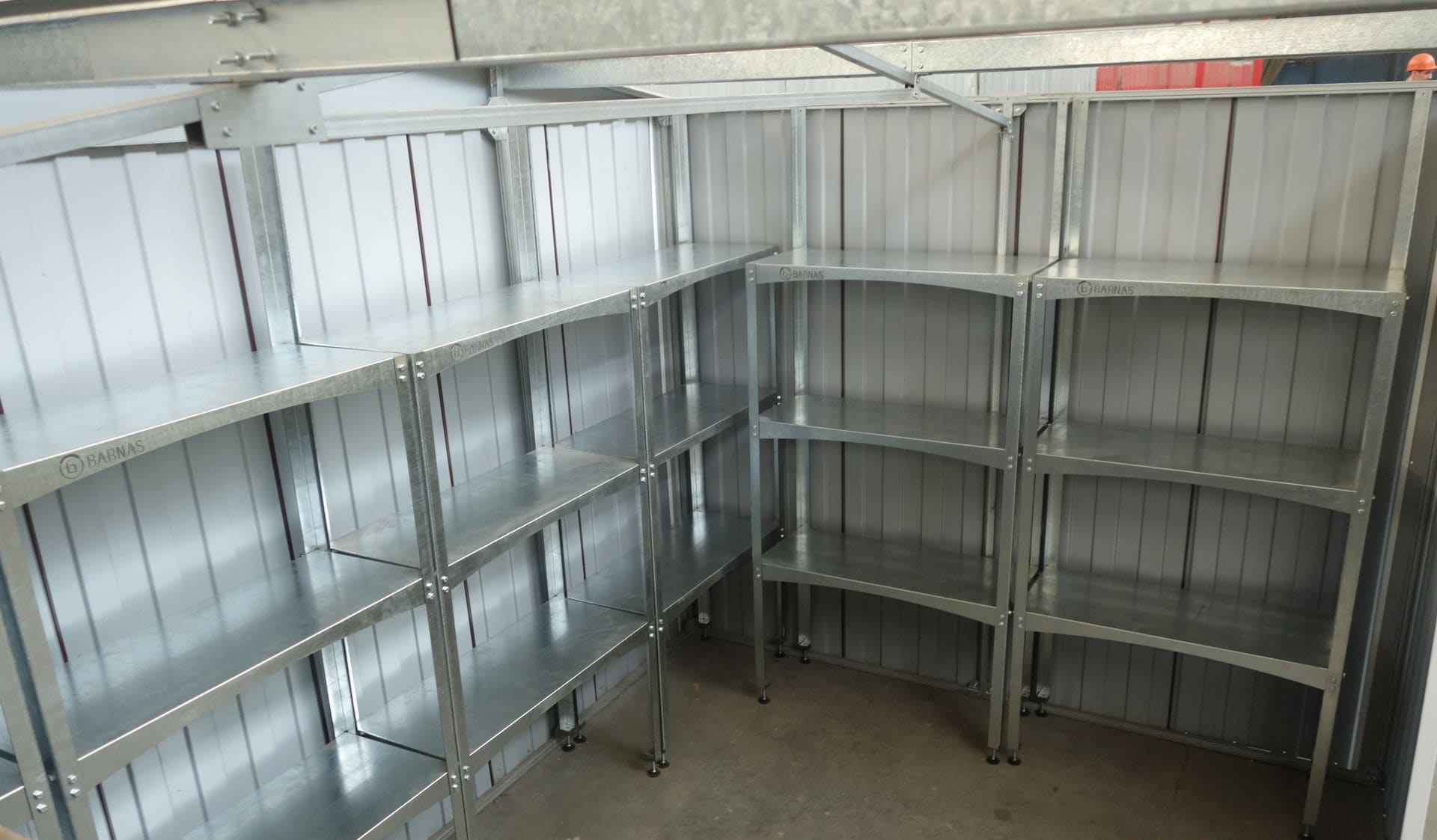 Комплект металлических полок Barnas